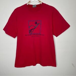 VINTAGE ALASKA EMBROIDERED RED CREWNECK T SHIRT 100% COTTON SZ L